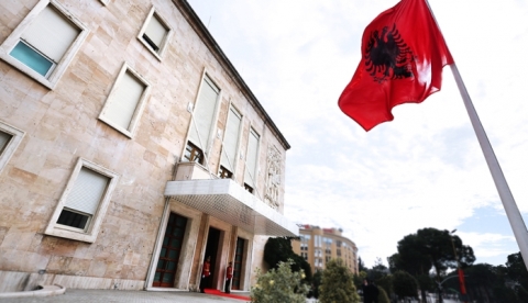 Emergjenca energjetike deri ne 15 prill 2022, pezullohen investimet e sektorit
